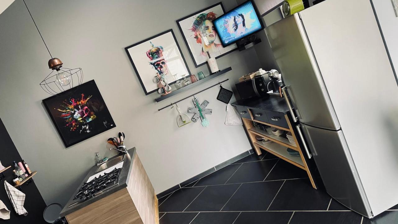 Loft D Isa Avec Wifi Netflix Apartamento Gesves Exterior foto