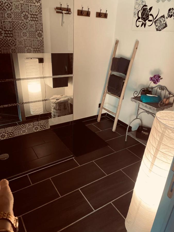 Loft D Isa Avec Wifi Netflix Apartamento Gesves Exterior foto